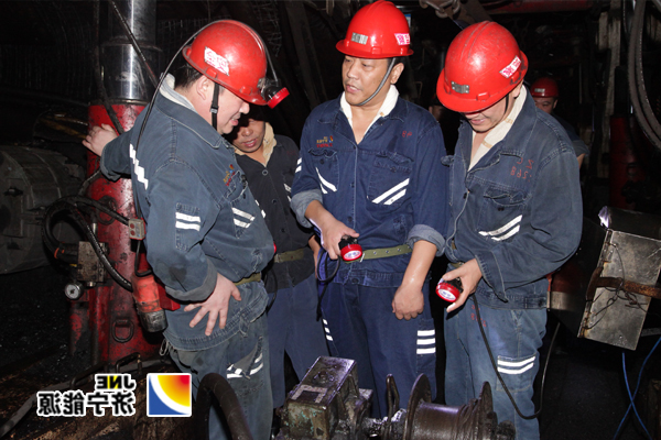 张广宇到义桥煤矿检查指导工作时强调：要加快推进机械化、自动化、信息化工作，降低职工劳动强度，实现减人提效