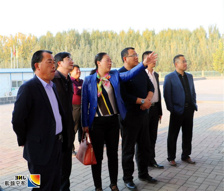 济矿物流：10月31日，全国工业和信息化科技成果转化联盟副理事长马小纲一行到济矿物流公司进行调研（孙继业  摄） (2).jpg