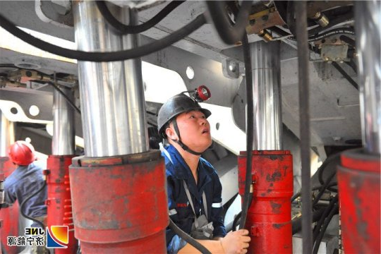 运河煤矿职工胡灿宾喜获济宁市“五一”劳动奖章