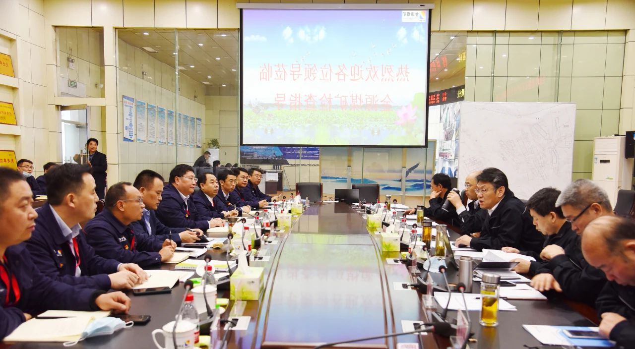 1606186975859546.jpg 刘宗顺一行到金源煤矿进行安全生产许可验收2.jpg