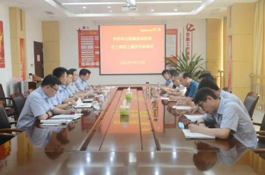 马金平到霄云煤矿指导掘进工招聘工作