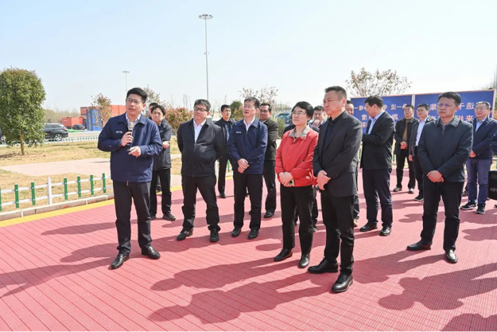 中国铁路济南局集团领导一行到济宁能源考察调研