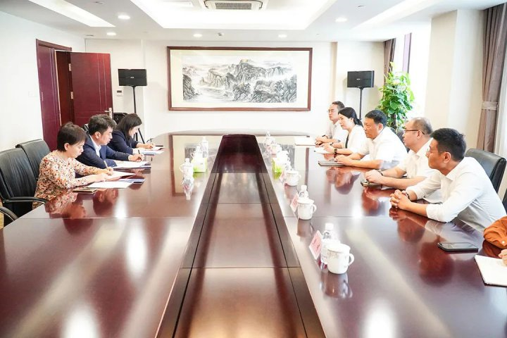 张广宇在青岛市开展活动，带队走访中国进出口银行、山东科技大学